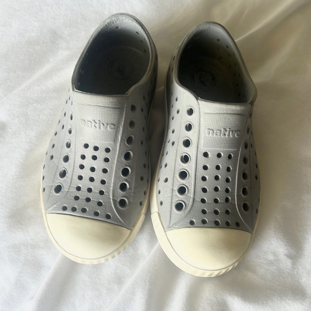 Native size 8 gray shoe boy or girl